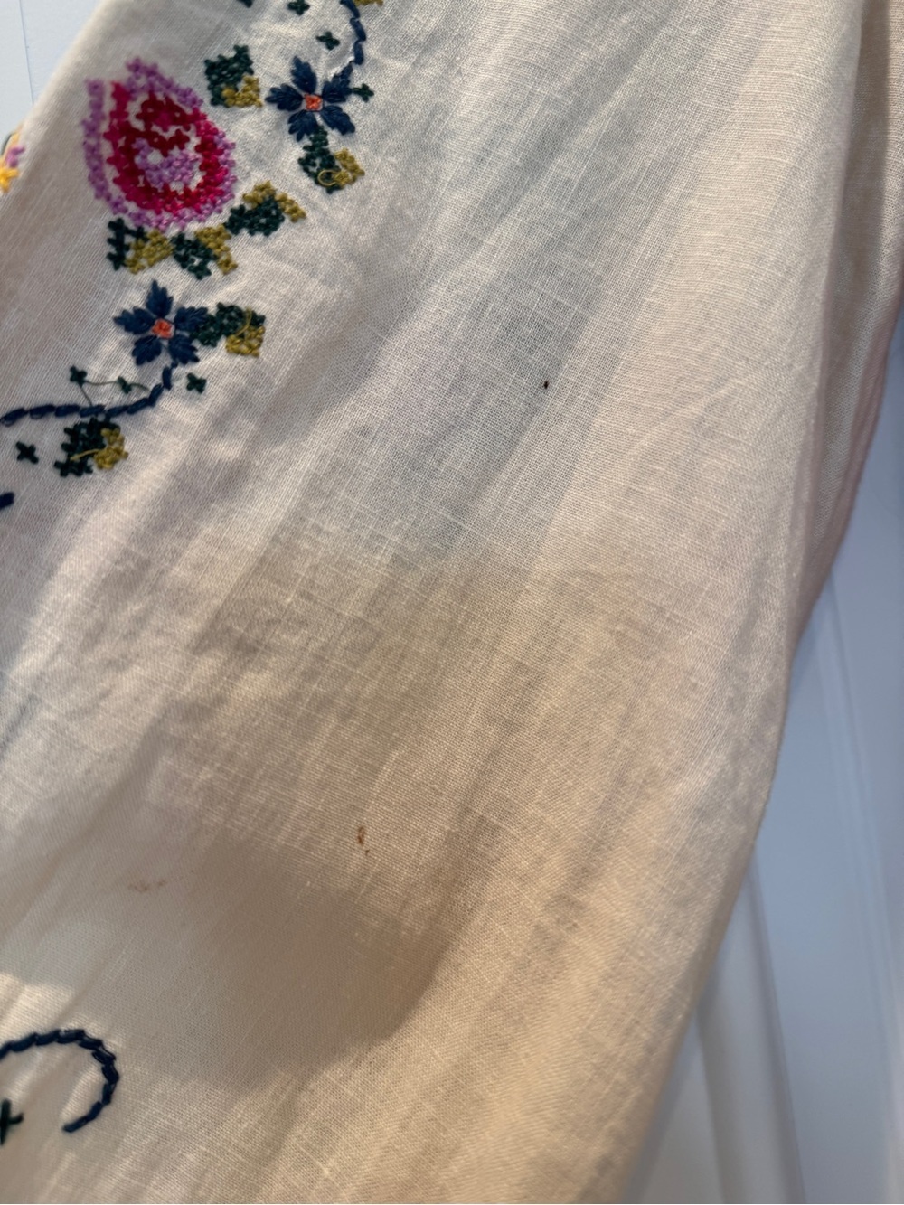 FARM Rio Cream One-Shoulder Floral Embroidered Dress - Picture 10 of 10